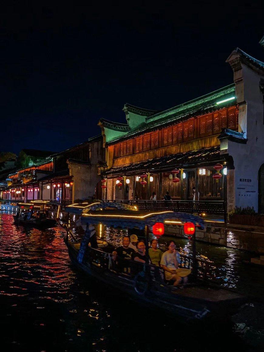 相扑选手大跳跃